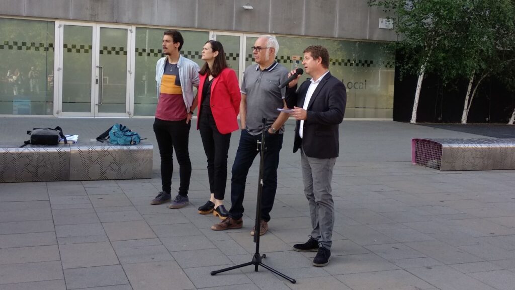 Alt: Sant Cugat recorda als ciutadans que van ser víctimes dels crims del nazisme