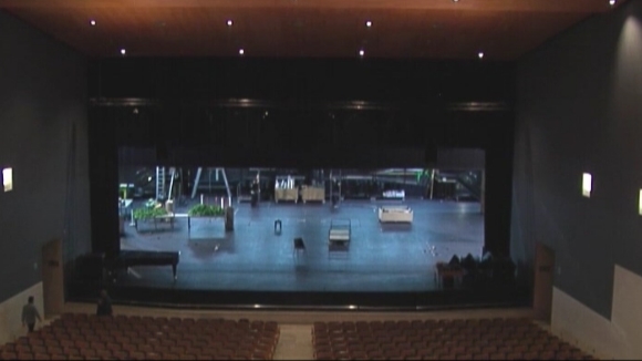 Ser teatre i auditori. Un repte acústic