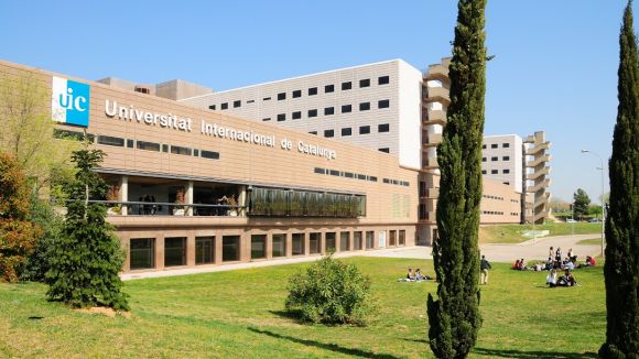 El grau en Odontologia de la UIC que s'imparteix a Sant Cugat es manté en tercera posició en el rànquing d''El Mundo'