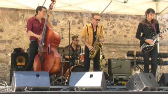 L'Estovallada repeteix èxit a ritme de rock i rhythm&blues