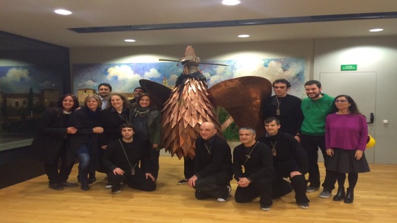 La llengua esmolada del Gall del Carnaval dóna el tret de sortida a quatre dies de disbauxa