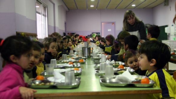 Obert el termini per a sol·licitar les ajudes de menjador per al curs vinent