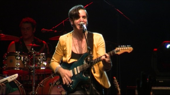 Obeses fa esclatar la seva 'Gira Llegendària' en la primera nit de la Festa Major