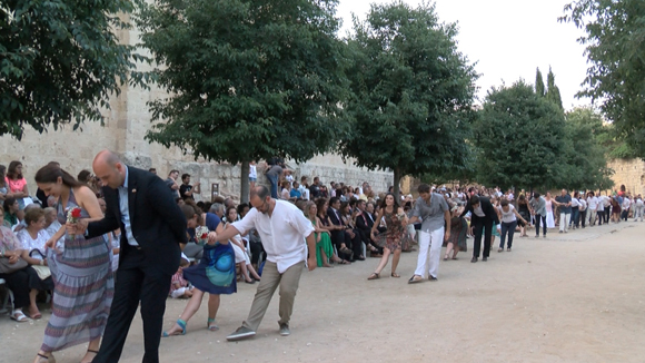 Paga-li, Joan - 2016