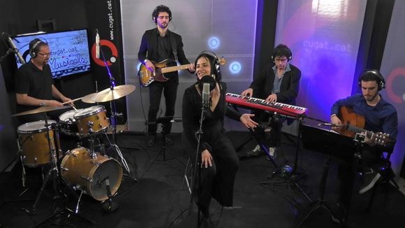 Anna Luna & Urubú en acústic a Cugat tv