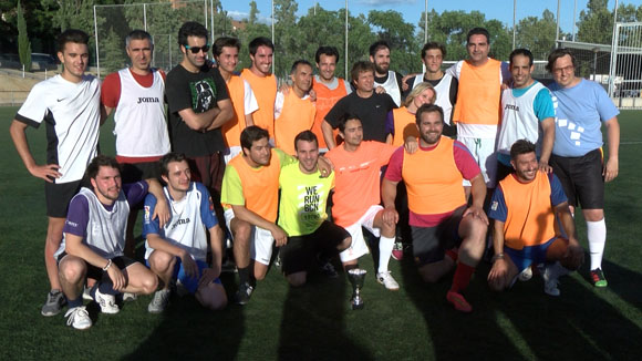 Partit periodistes vs polítics