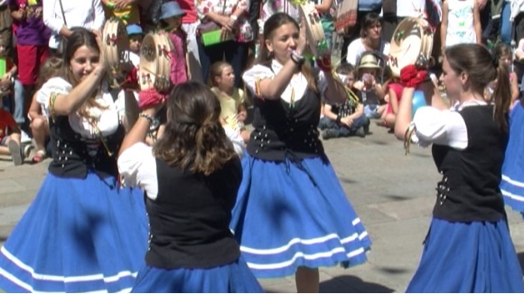 Trobada de Balls i Entremesos