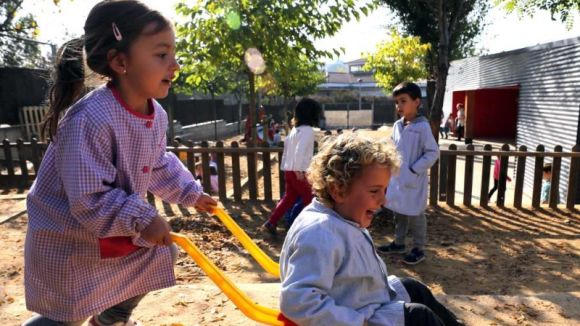 La preinscripció escolar s'endarrereix gairebé un mes i començarà la primera quinzena d'abril