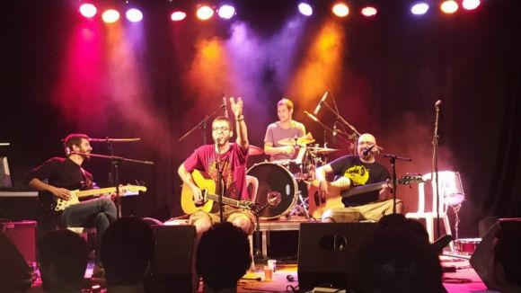 La música i la dansa no s'aturen a l'últim dia de Festa Major