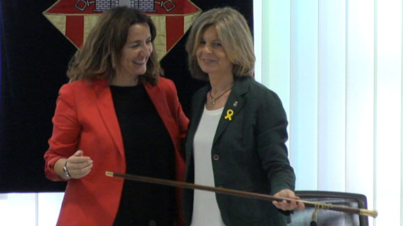 Ple extraordinari: Renúncia de Mercè Conesa i presa de possessió de Carmela Fortuny