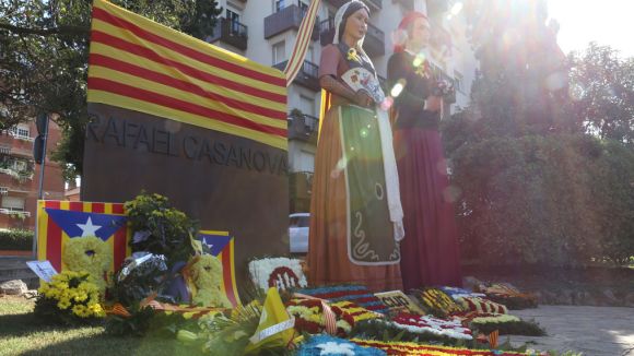 L'ofrena floral de la Diada a Sant Cugat, marcada pels presos i exiliats polítics
