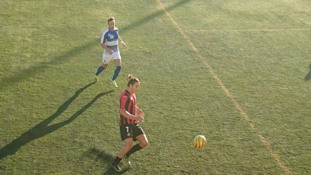 El SantCu empata amb el Cubelles i no troba el camí del triomf, tot i errar un penal