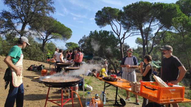 L'Aplec de la Salut reuneix més d'un centenar de persones en una de les cites clau de Valldoreix