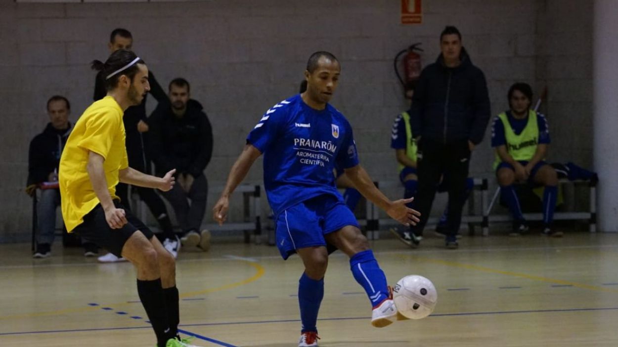 L'Olímpyc Floresta esgarrapa un punt final davant el cuer, el Cover Premià