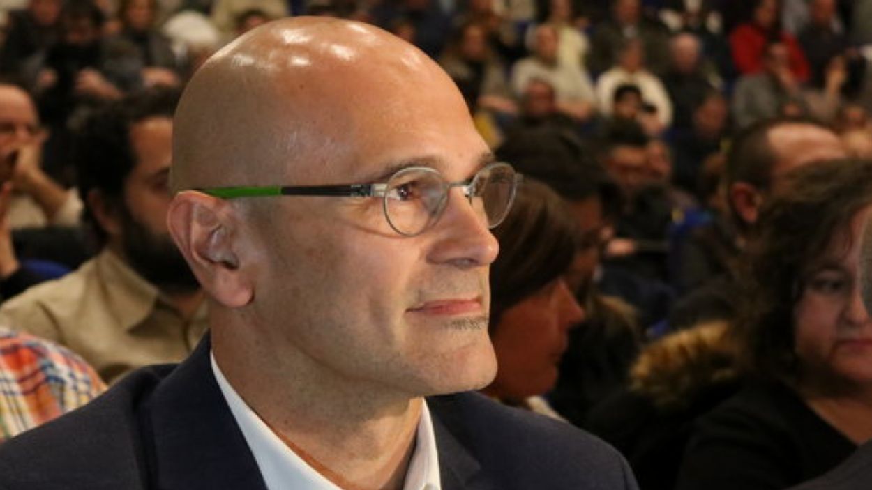 Un TC dividit avala la presó preventiva de Romeva dictada pel Suprem pel 'risc de fuga' i 'reiteració delictiva'