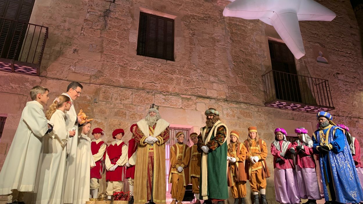[Fotogaleria] Els Reis Mags d'Orient omplen de màgia tots els racons de Sant Cugat