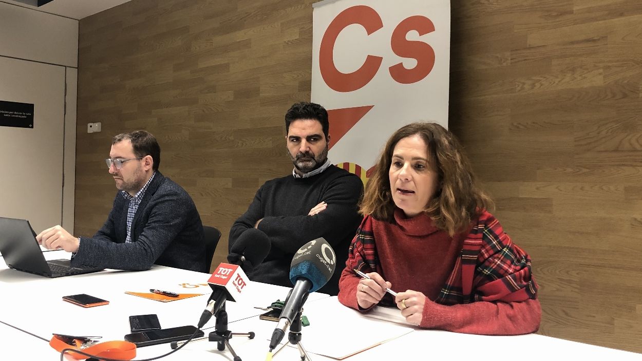 Cs demana la dimissió del Síndic de Greuges i proposa crear una comissió de suggeriments