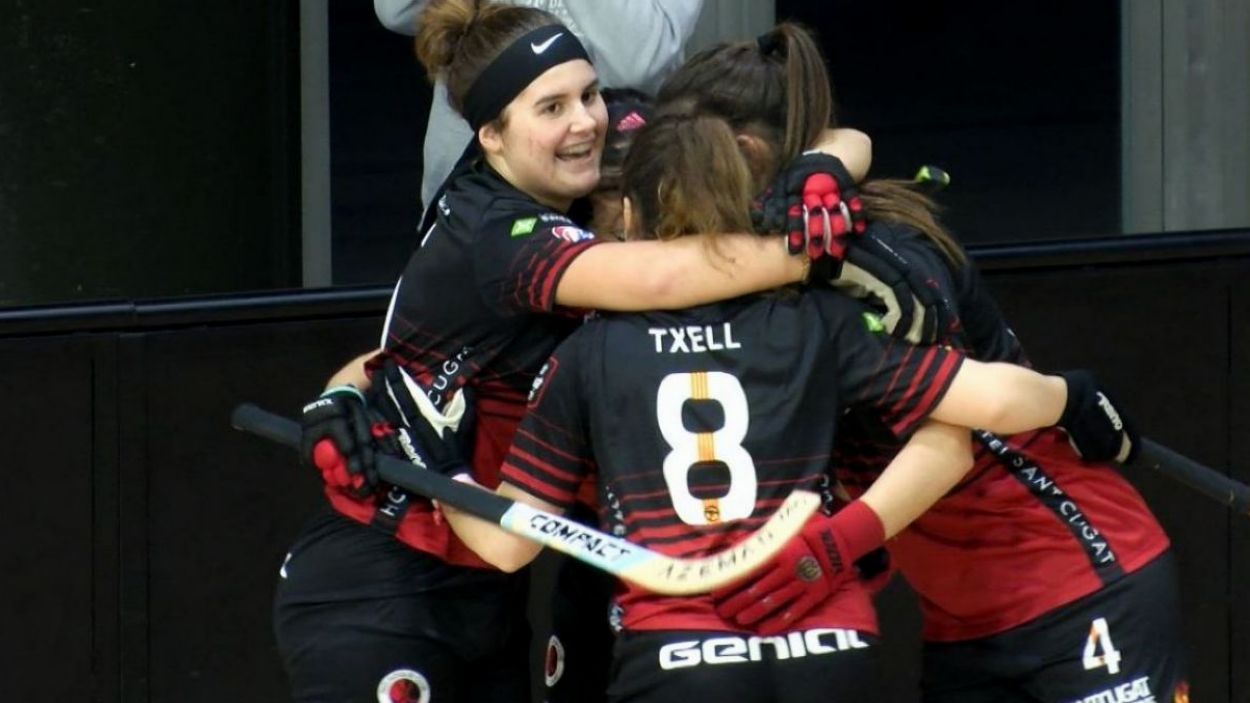 El Patí Hoquei femení planta cara, però acaba sucumbint a la pista del Gijón