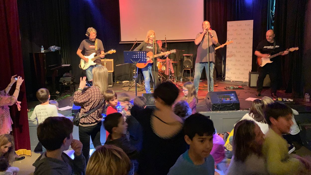 L'AECC recapta 3.660 euros per combatre el càncer infantil amb el tercer concert benèfic