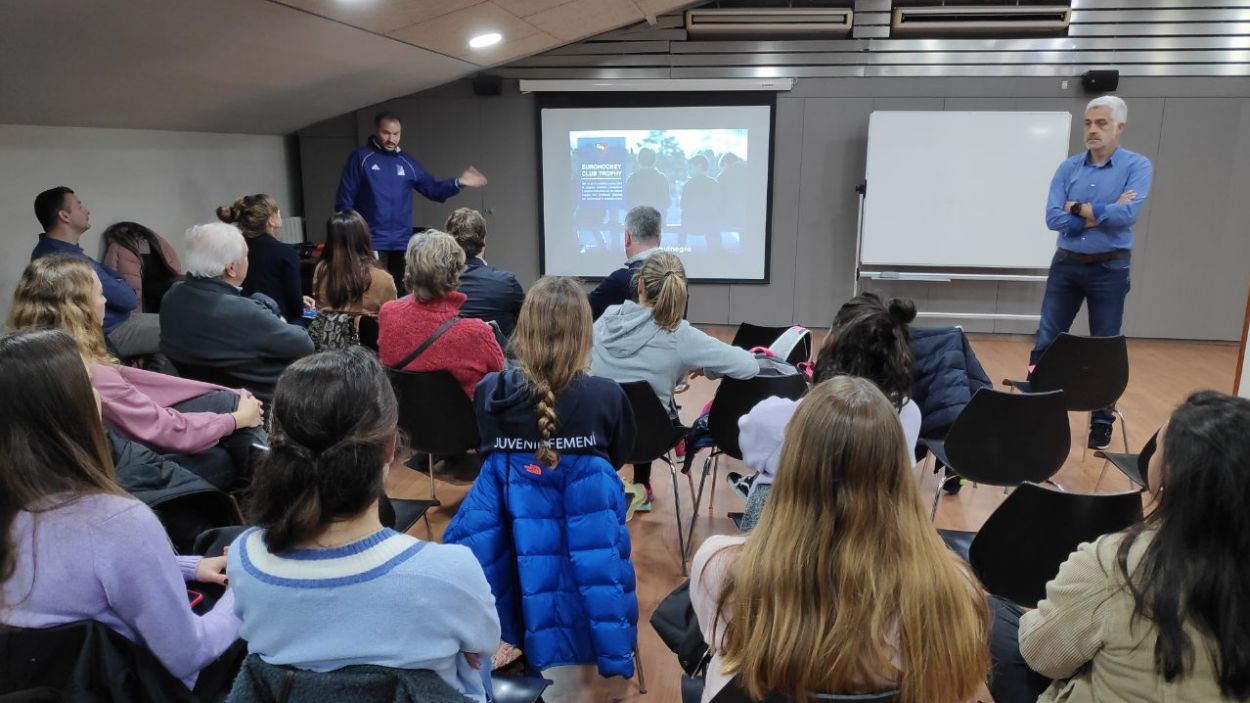 El Junior encara els preparatius de l'EuroHockey Club Trophy amb l'objectiu d'aconseguir la màxima participació
