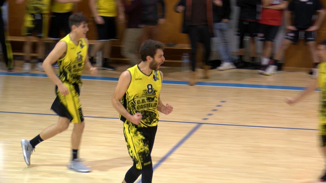 El masculí de la UESC cau als darrers instants del partit i encadena la segona derrota consecutiva