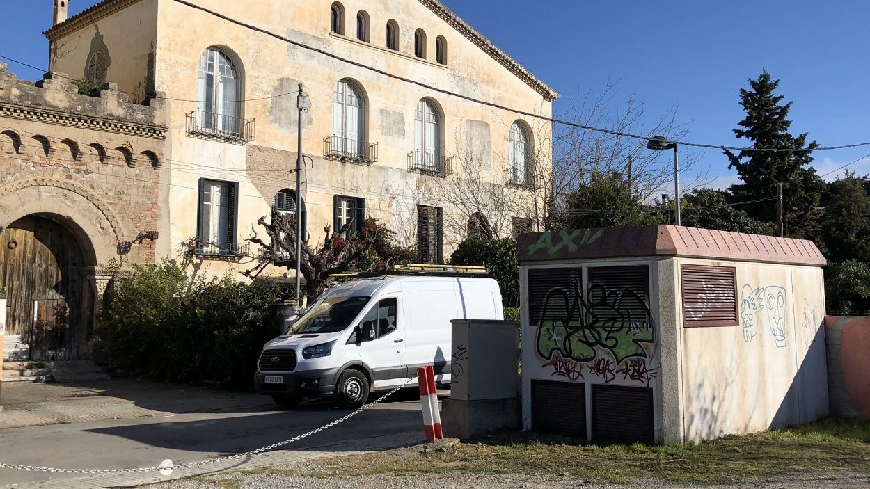 Una avaria en un centre de transformació deixa sense llum gairebé 200 domicilis a Valldoreix