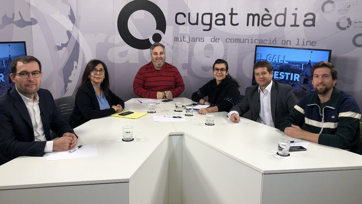 Tertúlia política amb retrets entre oposició i govern per les dinàmiques del ple