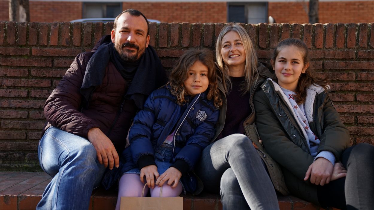 'D'un dia per l'altre no hi havia ningú al carrer, tothom portava mascareta i et prenien la temperatura en entrar al metro'