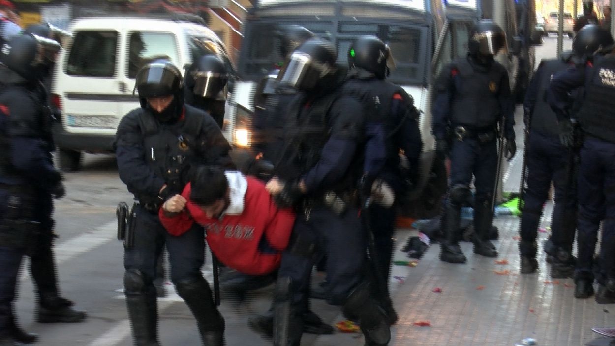 Els Mossos d'Esquadra desallotgen un pis okupat al centre de Sant Cugat