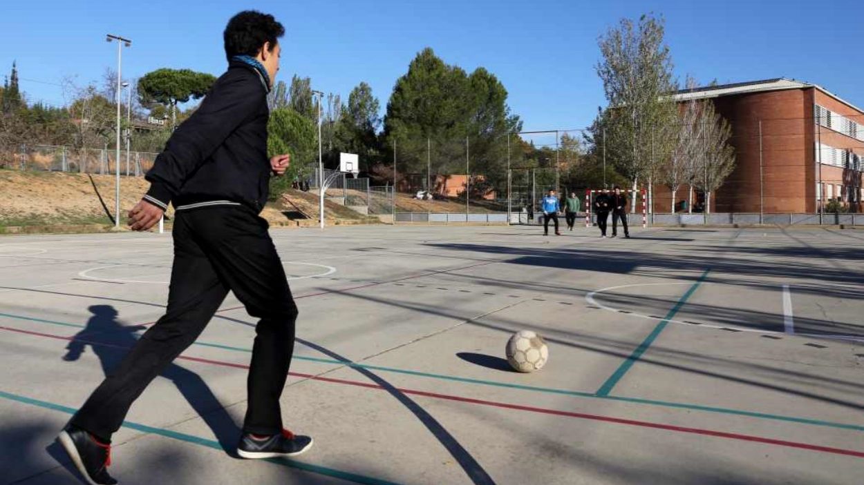 Sessió informativa aquest dimecres sobre la preinscripció escolar per a les famílies de Sant Cugat