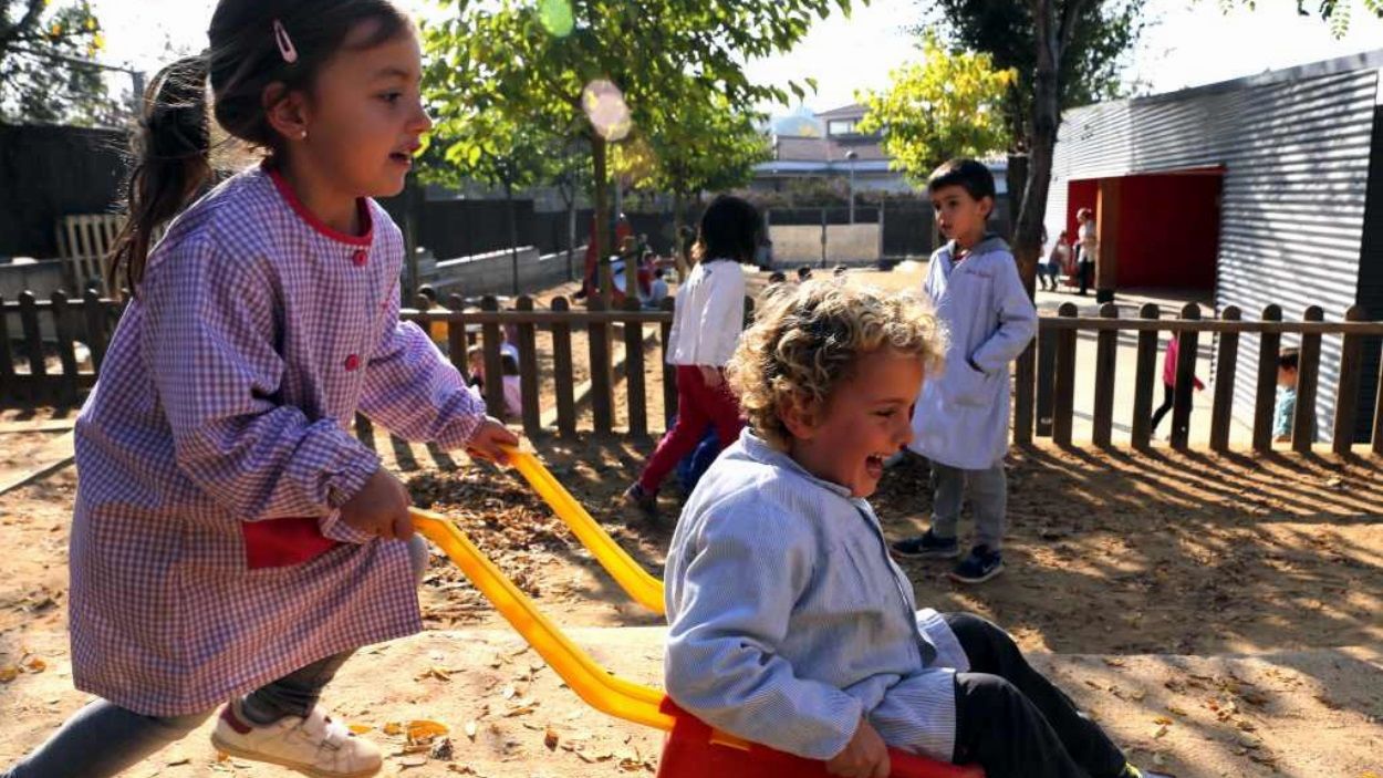 Sessió informativa aquest dimecres sobre la preinscripció escolar per a les famílies de Sant Cugat