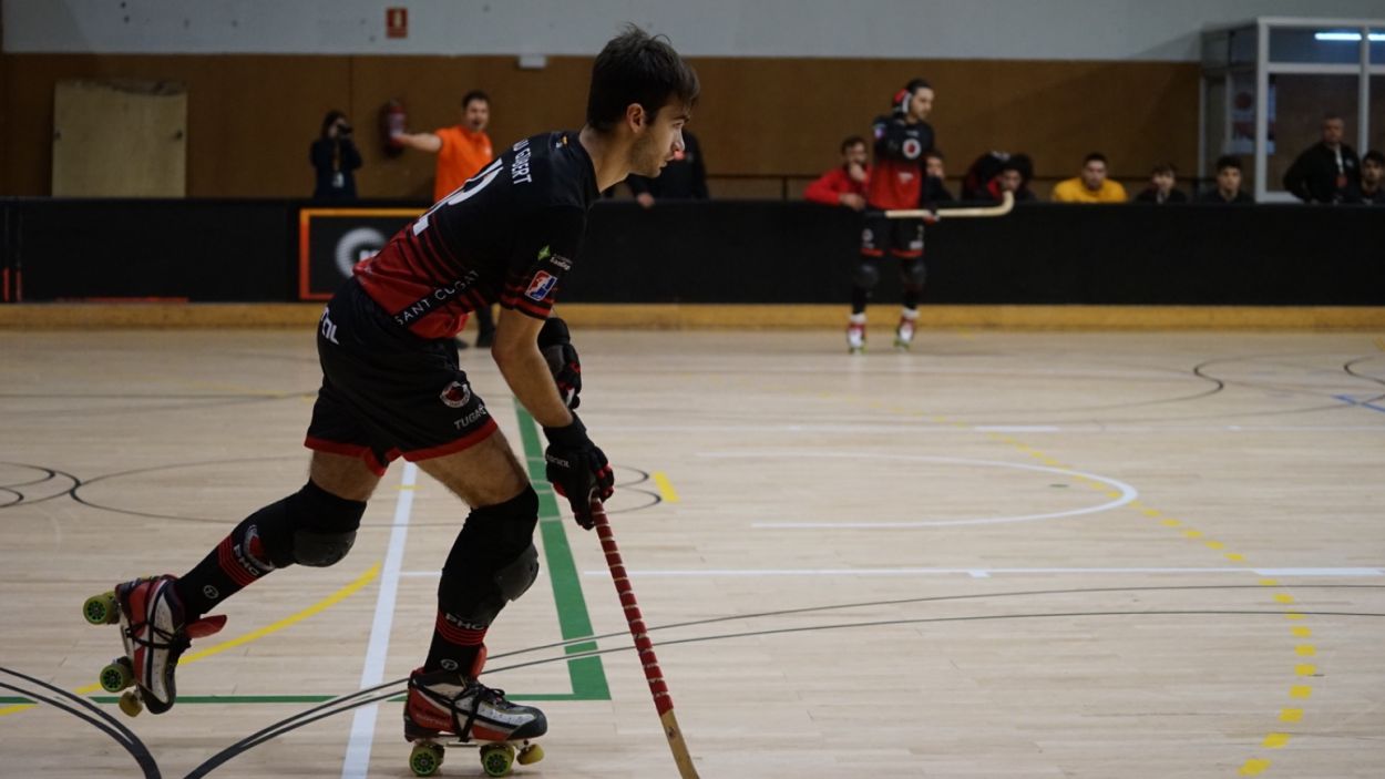 El Patí Hoquei supera el cuer, el Burguillos, i continua lluitant per l'ascens