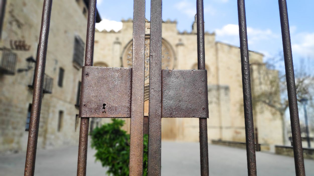 El Monestir suspèn totes les seves celebracions públiques