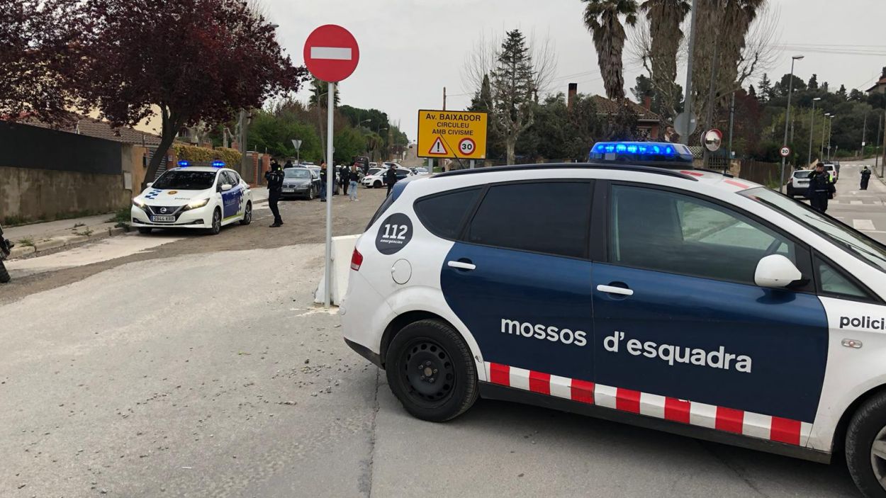 Cinc detinguts per okupar una casa a l'avinguda Baixador