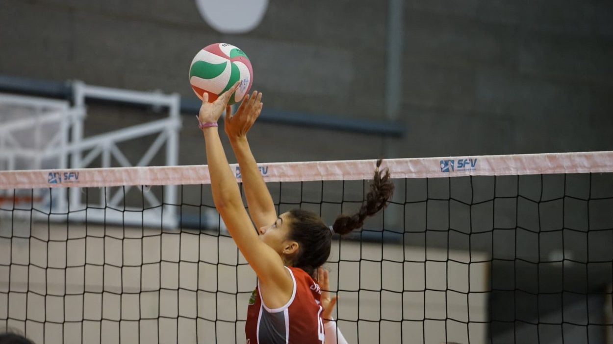 La Lliga Iberdrola es dona per finalitzada i el  Volei Sant Cugat, pendent de la permanència