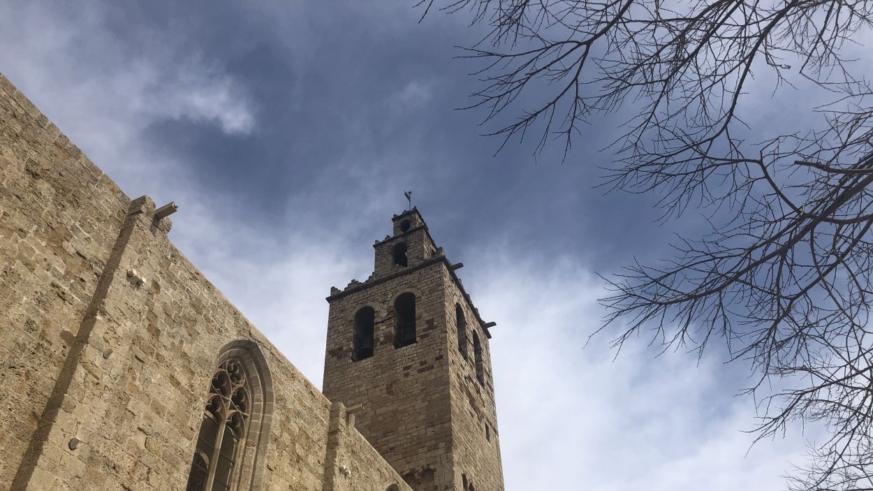 Les campanes del Monestir de Sant Cugat ressonen en suport als afectats pel coronavirus