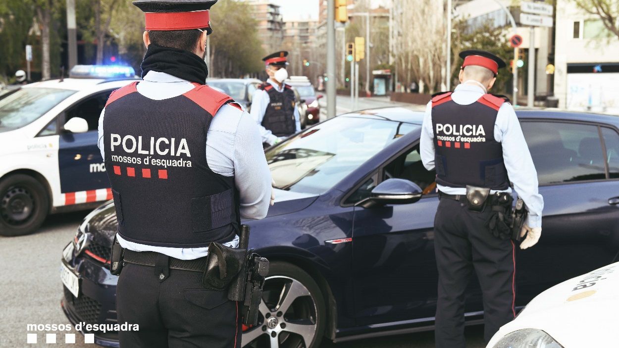 200320-control-policia-coronavirus-mossos.jpg