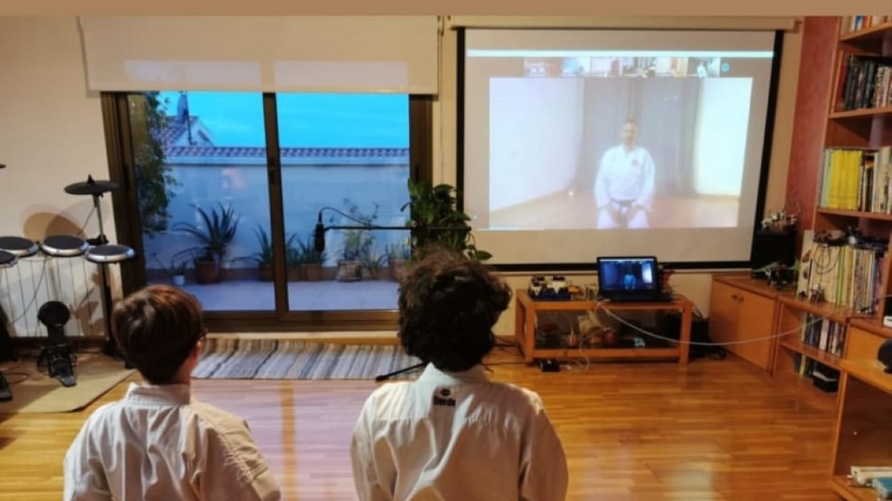 Els clubs santcugatens es reinventen per seguir potenciant l'esport i la diversió des de casa