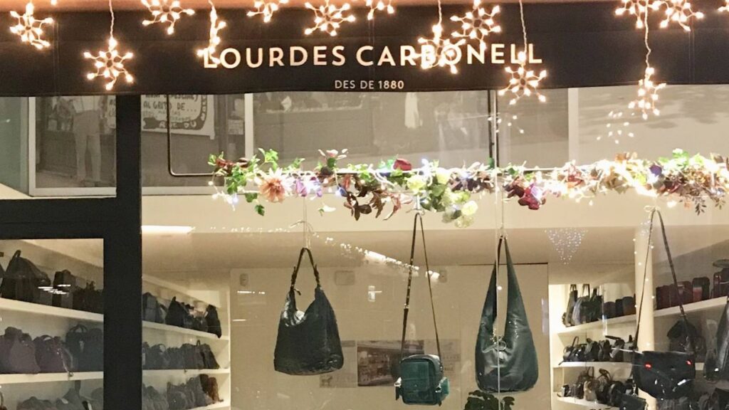 Alt: Les botigues de bolsos i maletes que fan entregues a domicili