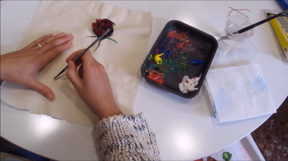 Maria Fabre de Pou d'Art ens ensenya a fer una rosa per Sant Jordi