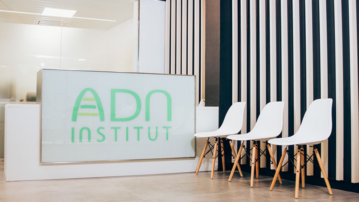 ADN Institut realitza tests de detecció del SARS-CoV-2 per alliberar i ajudar el sistema sanitari local