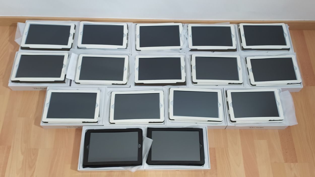 L'escola Santa Isabel garanteix que els seus alumnes puguin seguir el curs acadèmic de manera virtual