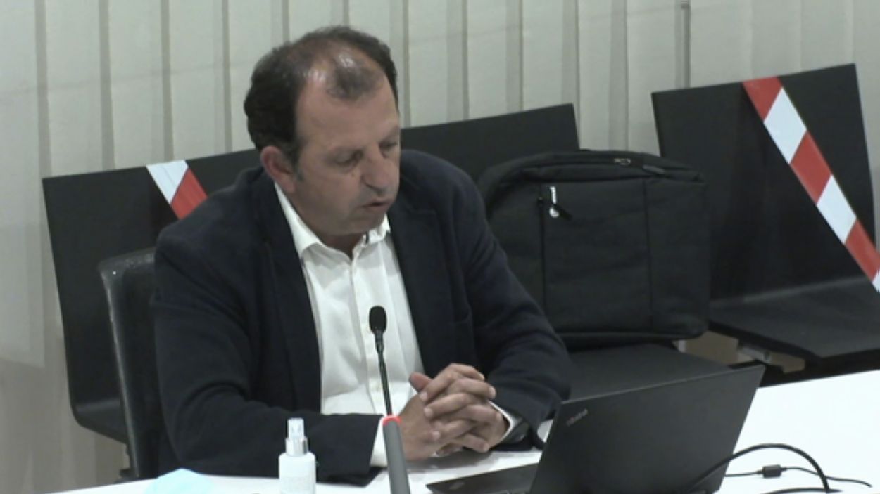 Brugarolas (Junts) exigeix que al capdavant de l'àrea d'Economia hi hagi 'un alt comandament polític o directiu que en sàpiga'