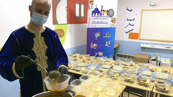 Un ramadà confinat i de cooperació