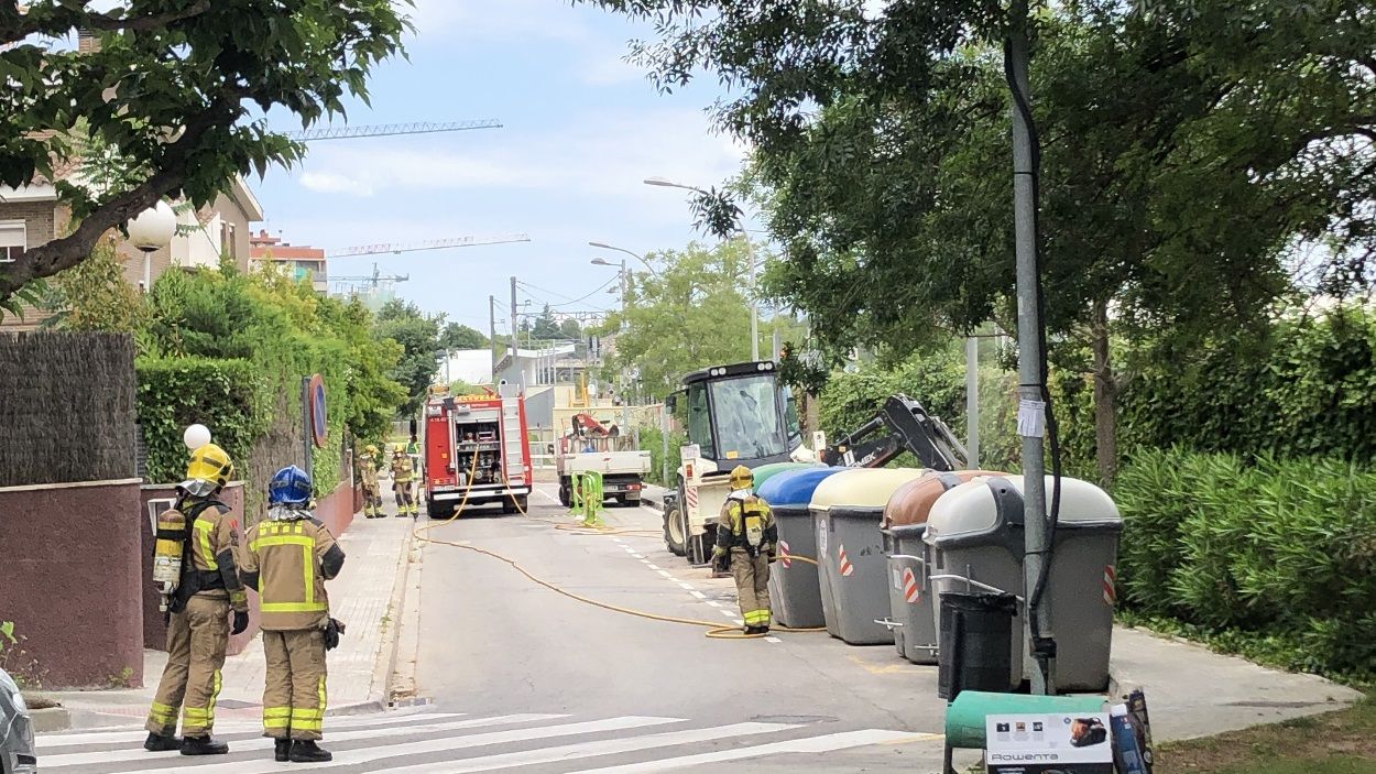 Una fuita de gas a Sant Cugat obliga a tallar el servei de Ferrocarrils