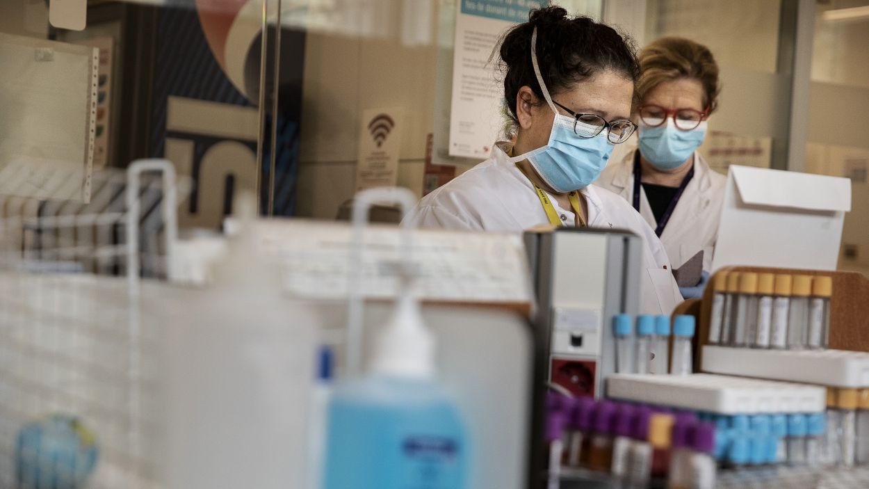 Sant Cugat supera els 950 casos detectats de Covid-19 però baixa el risc de brot