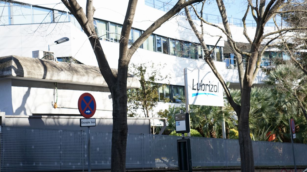 Lubrizol es queda al centre de Sant Cugat però reduirà l'emmagatzematge de productes químics perillosos