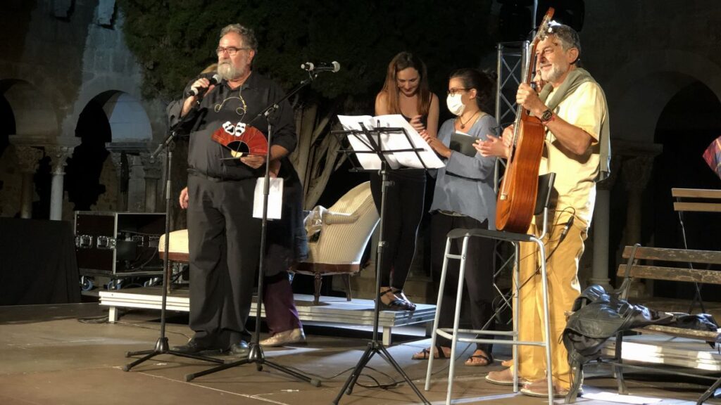 Alt: L'obra 'Grúmick, un somni de tardor' tanca el cicle 'Escoltar Teatre! Sentir teatre!'