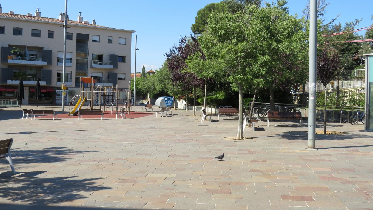 La plaça de Lluís Millet tindrà més presència policial per controlar la beguda d'alcohol