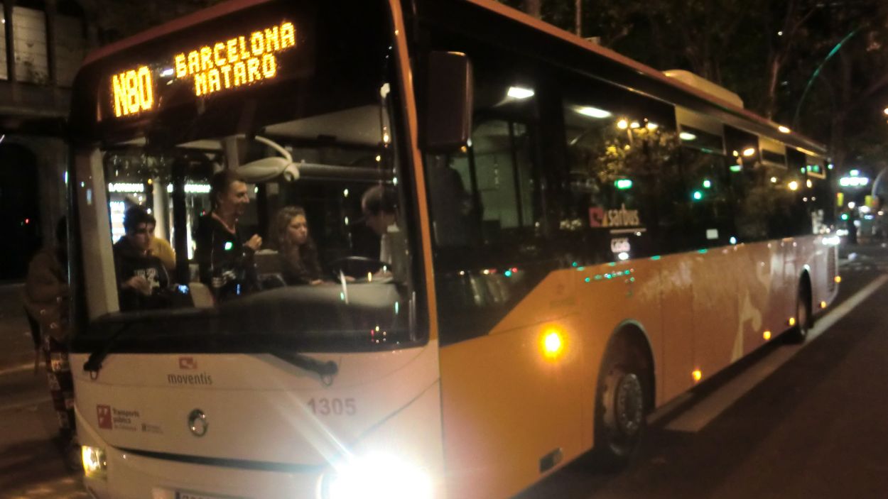 La freqüència de pas del Nitbus a Sant Cugat es redueix a la meitat